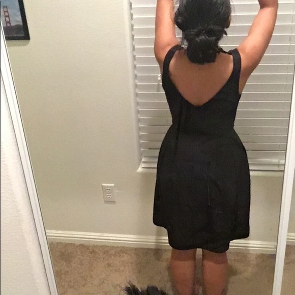 Beautiful classic ‘Hepburn’ style dress w/pockets! - Picture 4 of 8